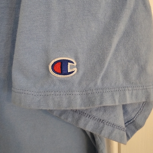 Champion Men's XL Light Blue Tagless Embroidered Logo Tee Shirt VGUC - Picture 4 of 5